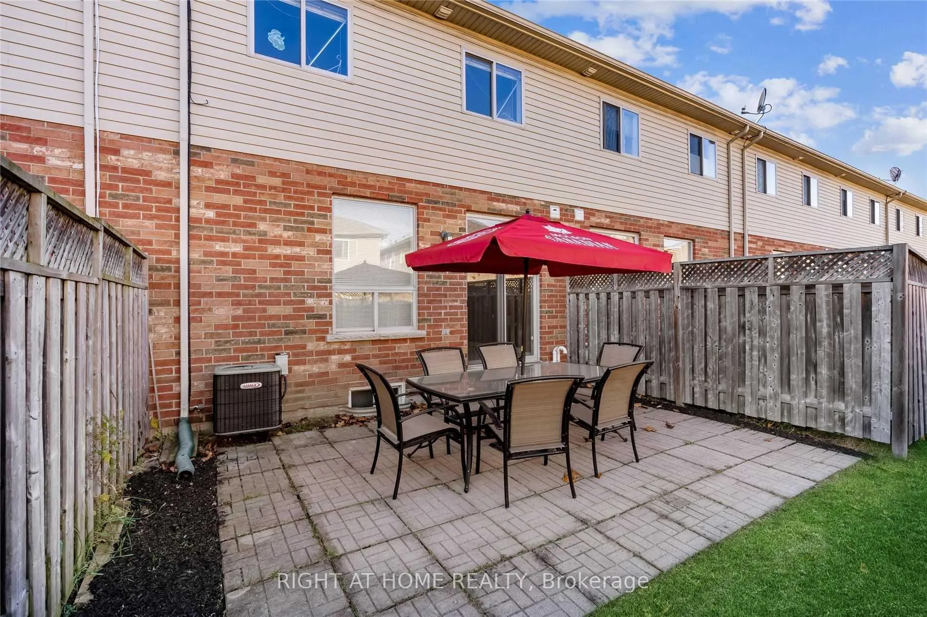 Photo 28 of 88 Marina Point Crescent, Hamilton, Winona Park — HOMEH
