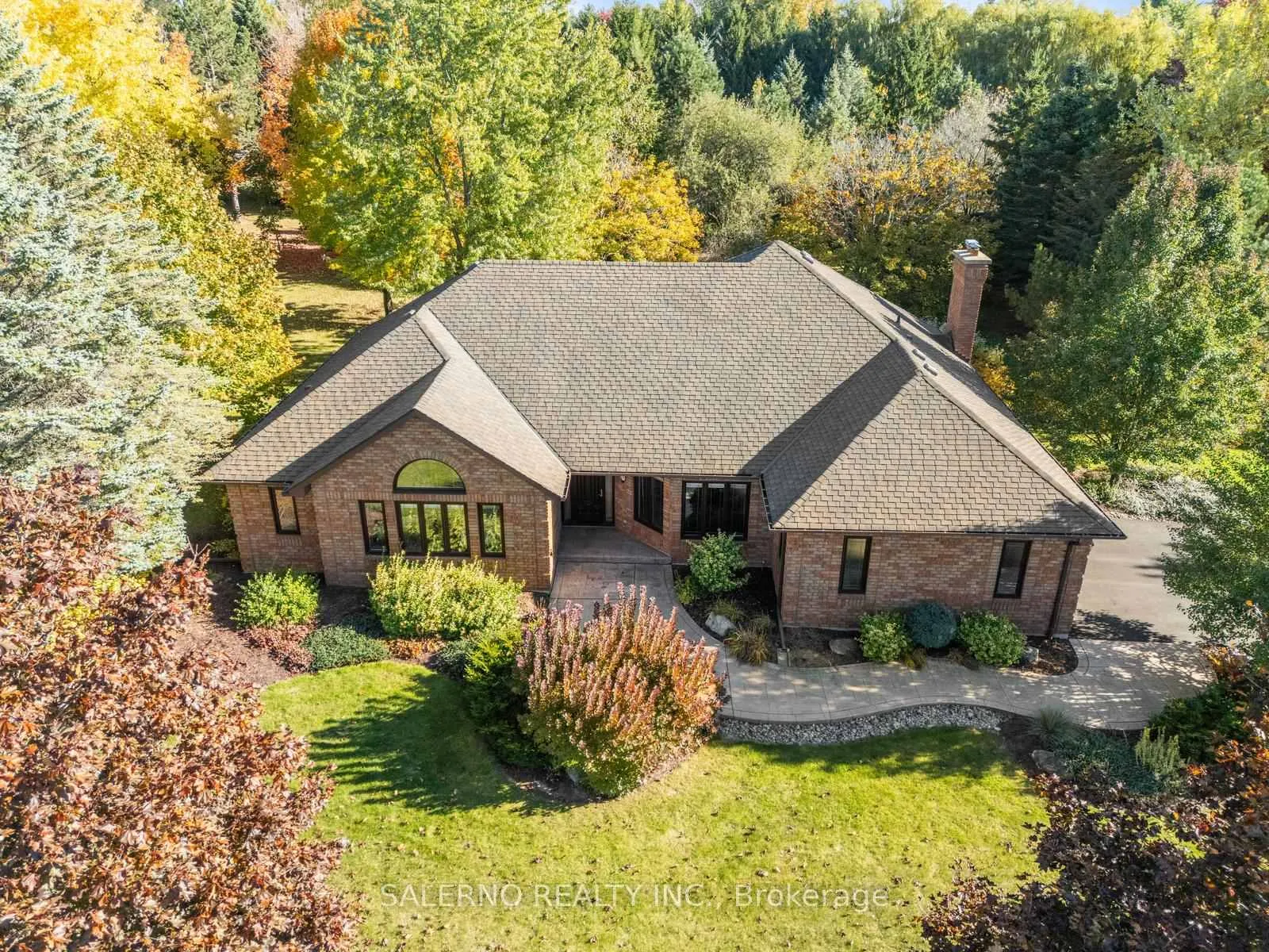 Photo 6 of 19 Havencrest Drive, Caledon, Palgrave — HOMEH