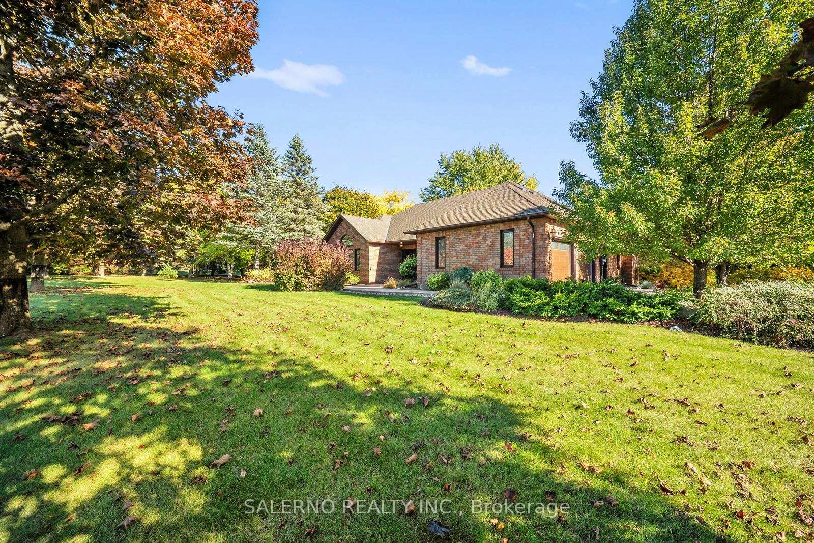 Photo 9 of 19 Havencrest Drive, Caledon, Palgrave — HOMEH