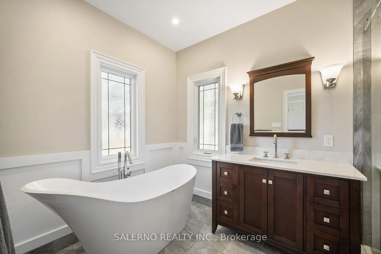Photo 32 of 19 Havencrest Drive, Caledon, Palgrave — HOMEH