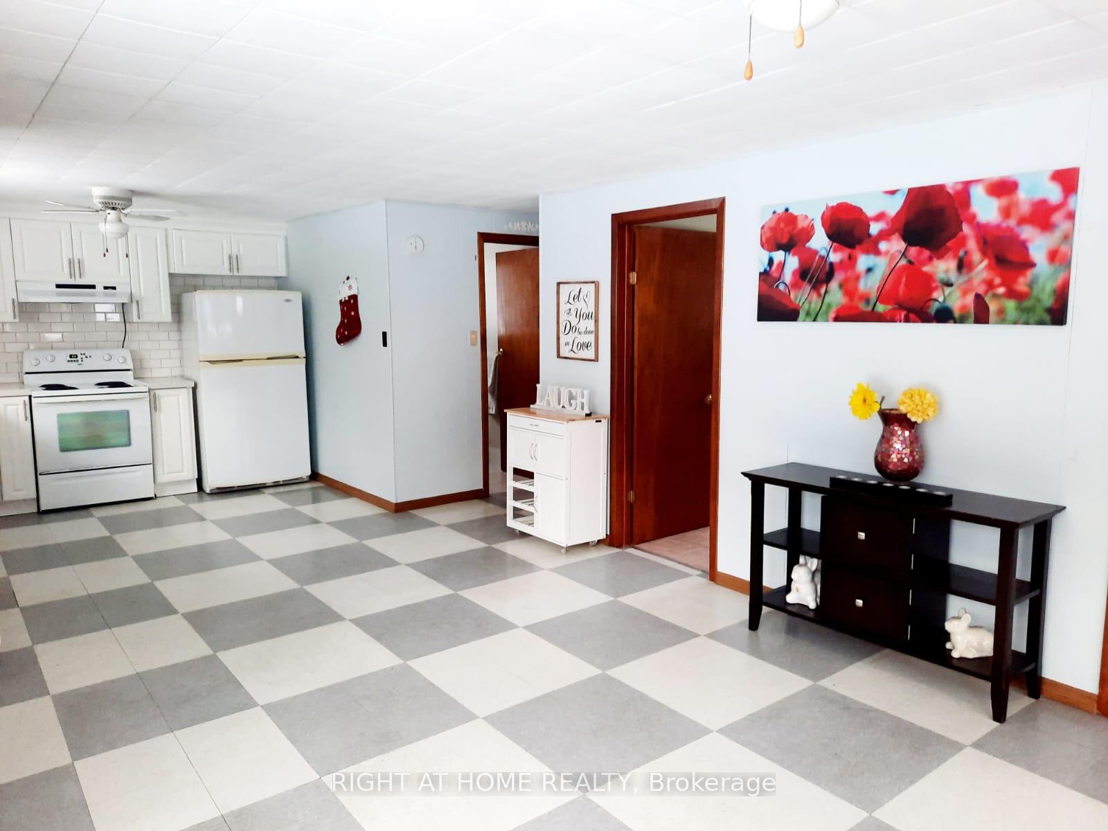 Photo 12 of 15 Fredrick Avenue, Tiny, Rural Tiny — HOMEH