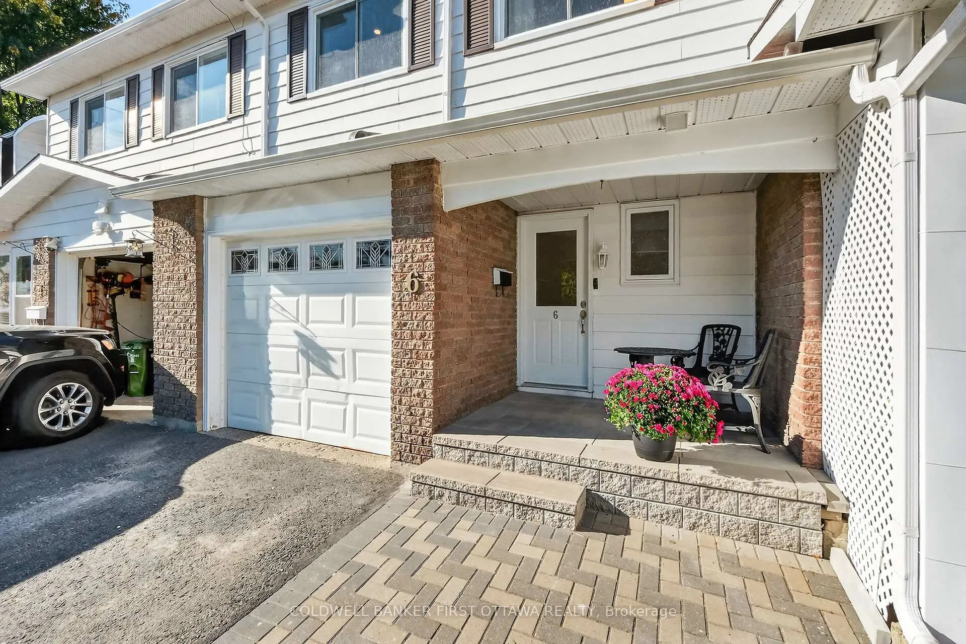 Photo 2 of 6 Pennington Lane, Ottawa, Blackburn Hamlet — HOMEH