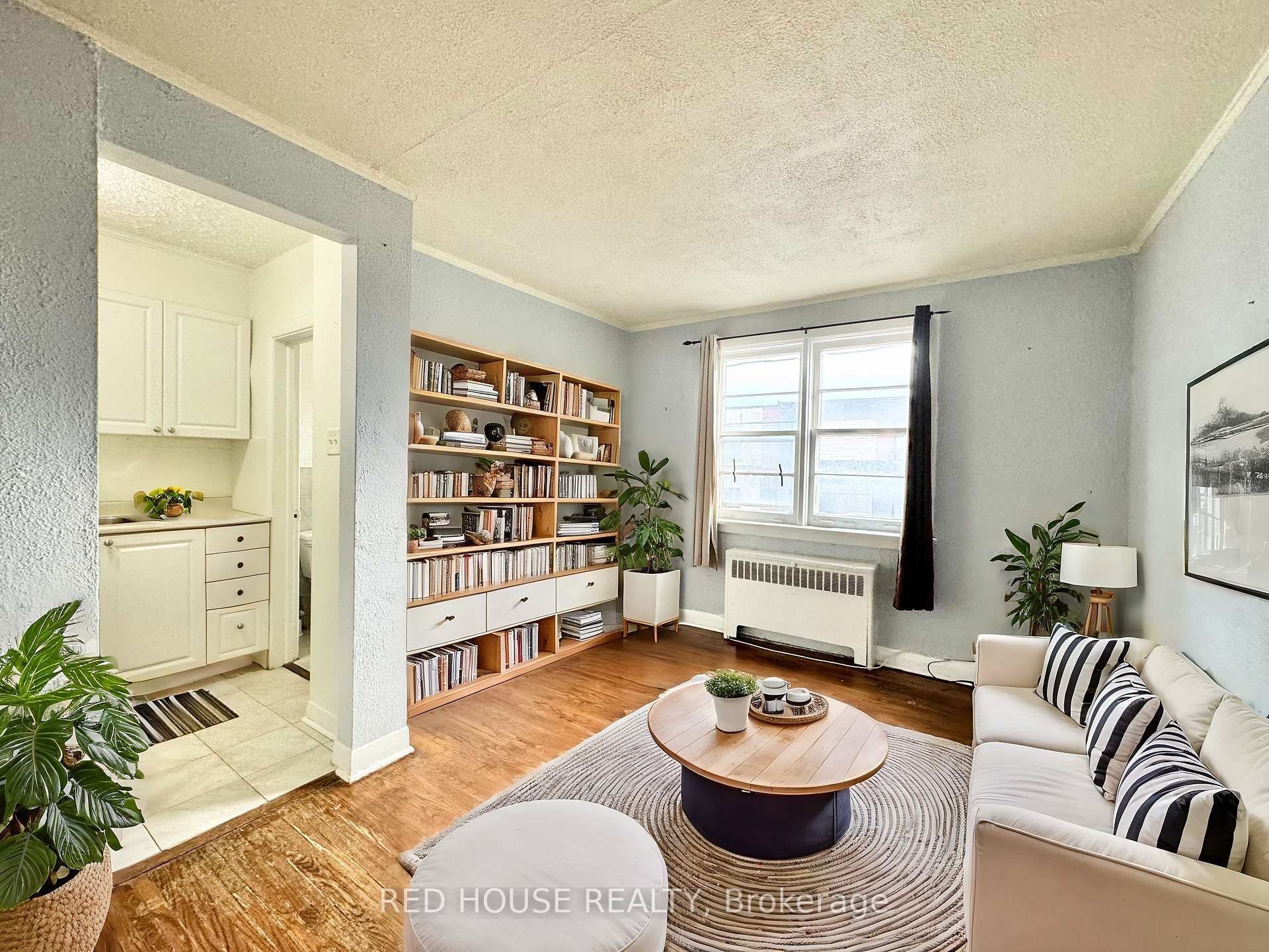 Photo 1 of Unit 4, 388 Plains Road, Toronto, East York — HOMEH