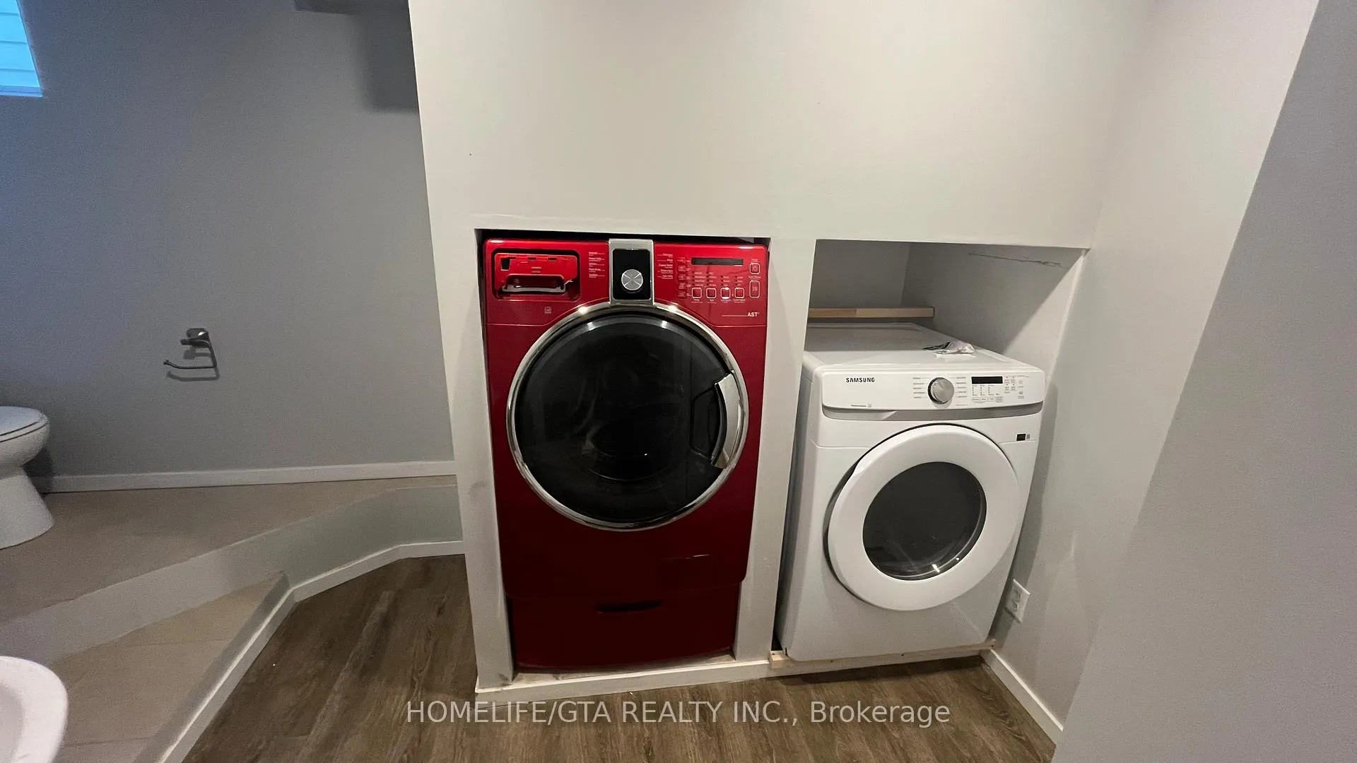 Photo 12 of 5928 Delaware Street, Niagara Falls, Dorchester — HOMEH