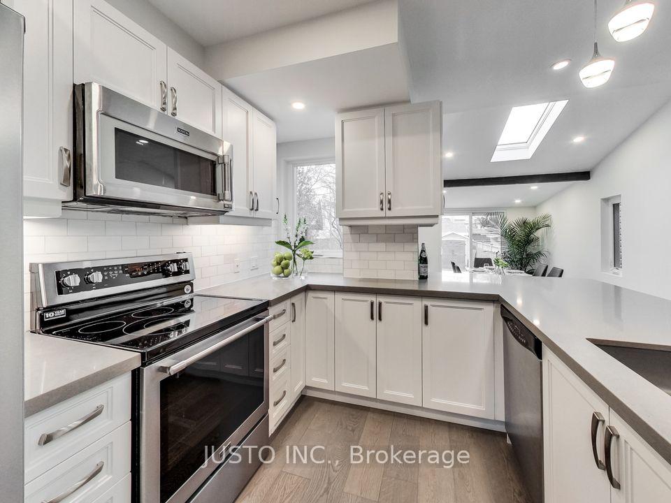 Photo 14 of 71 Frater Avenue, Toronto, Danforth Village-East York — HOMEH