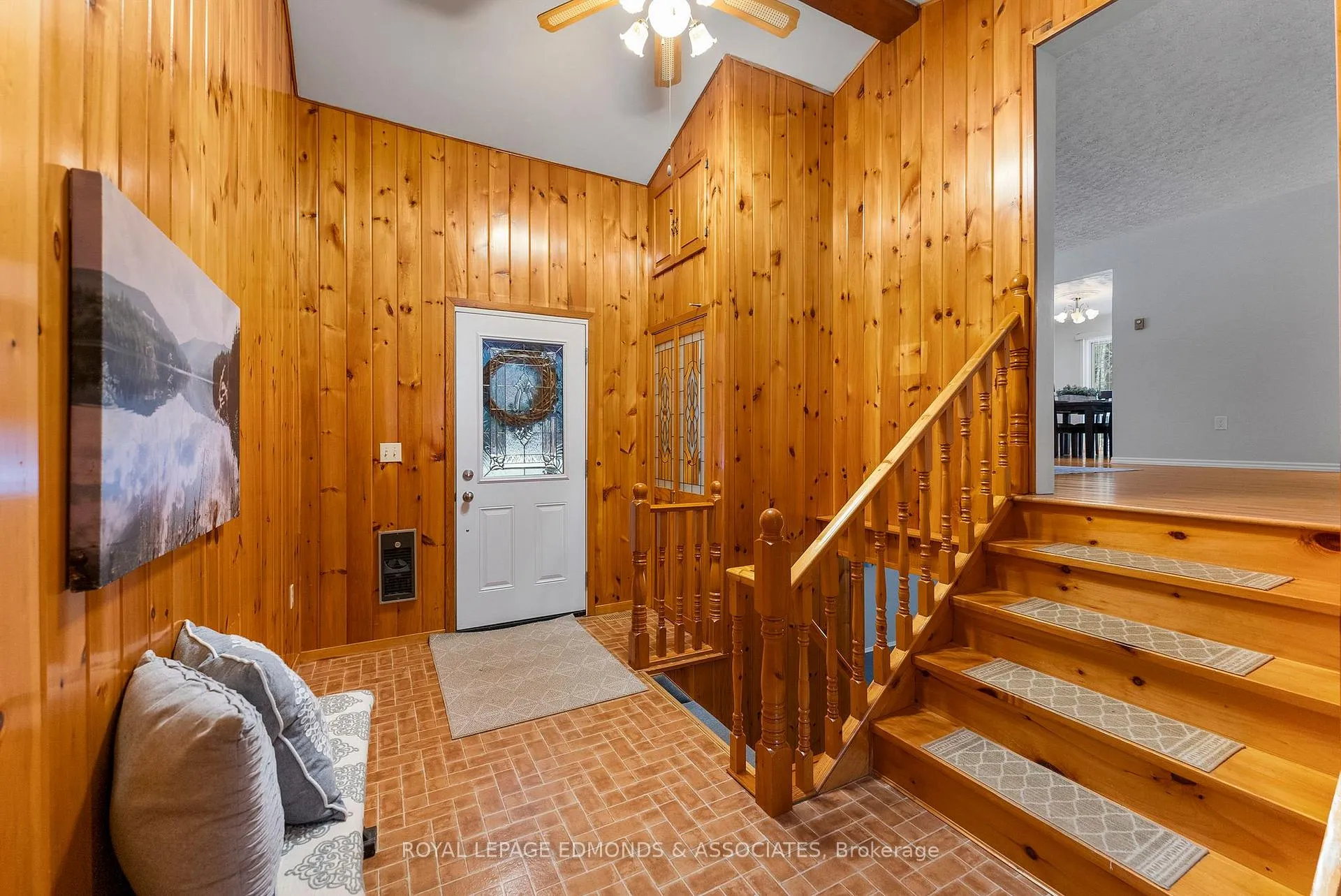 Photo 6 of 1137 Locksley Road, Laurentian Valley — HOMEH