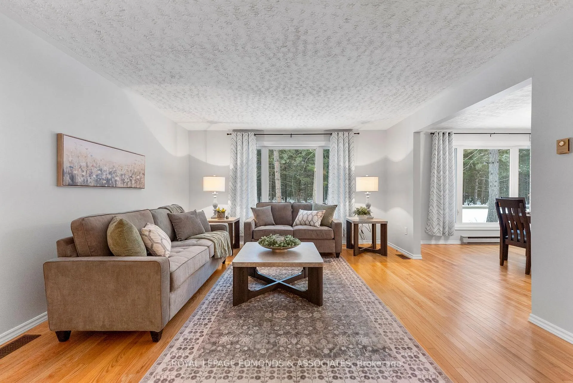 Photo 9 of 1137 Locksley Road, Laurentian Valley — HOMEH