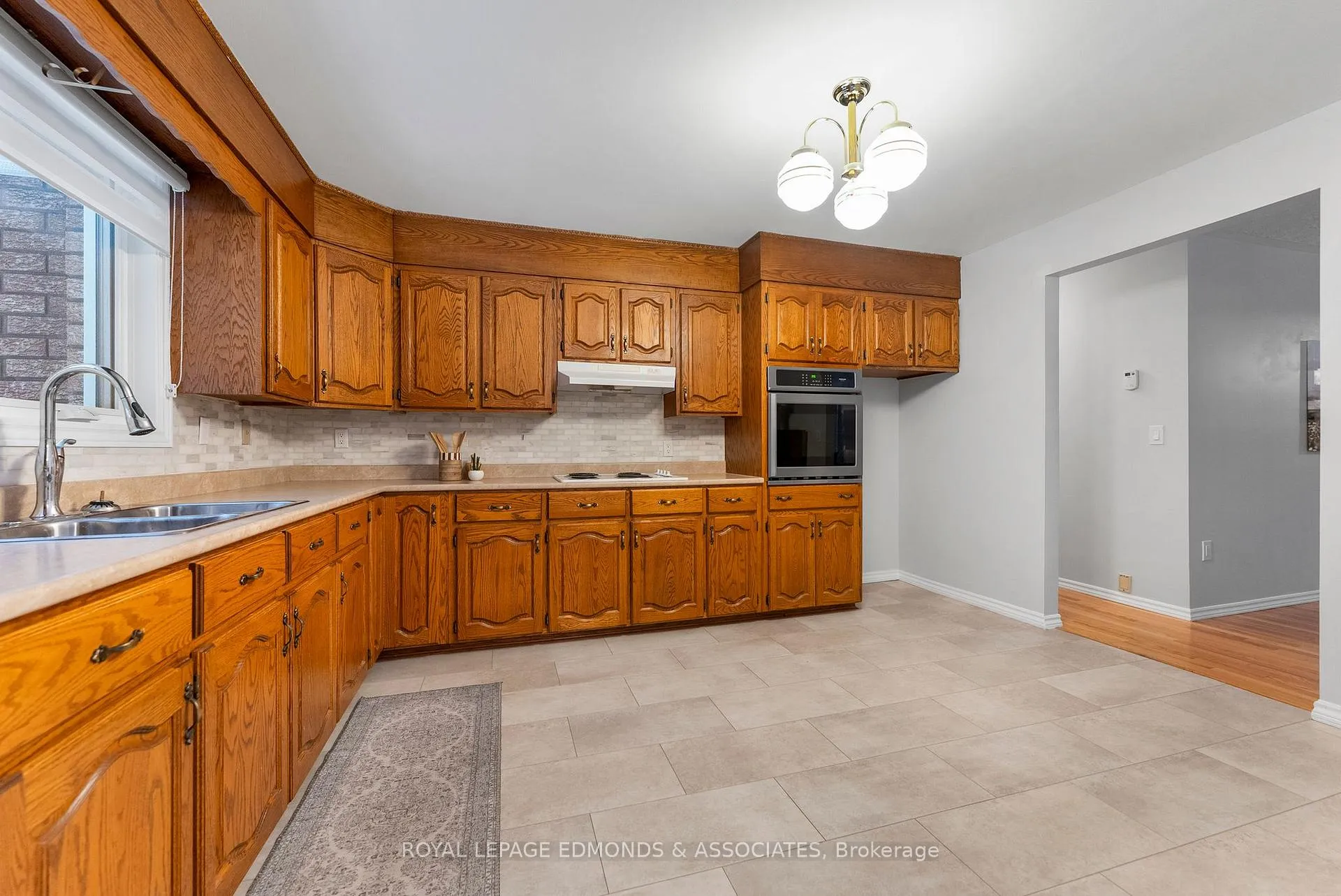 Photo 16 of 1137 Locksley Road, Laurentian Valley — HOMEH