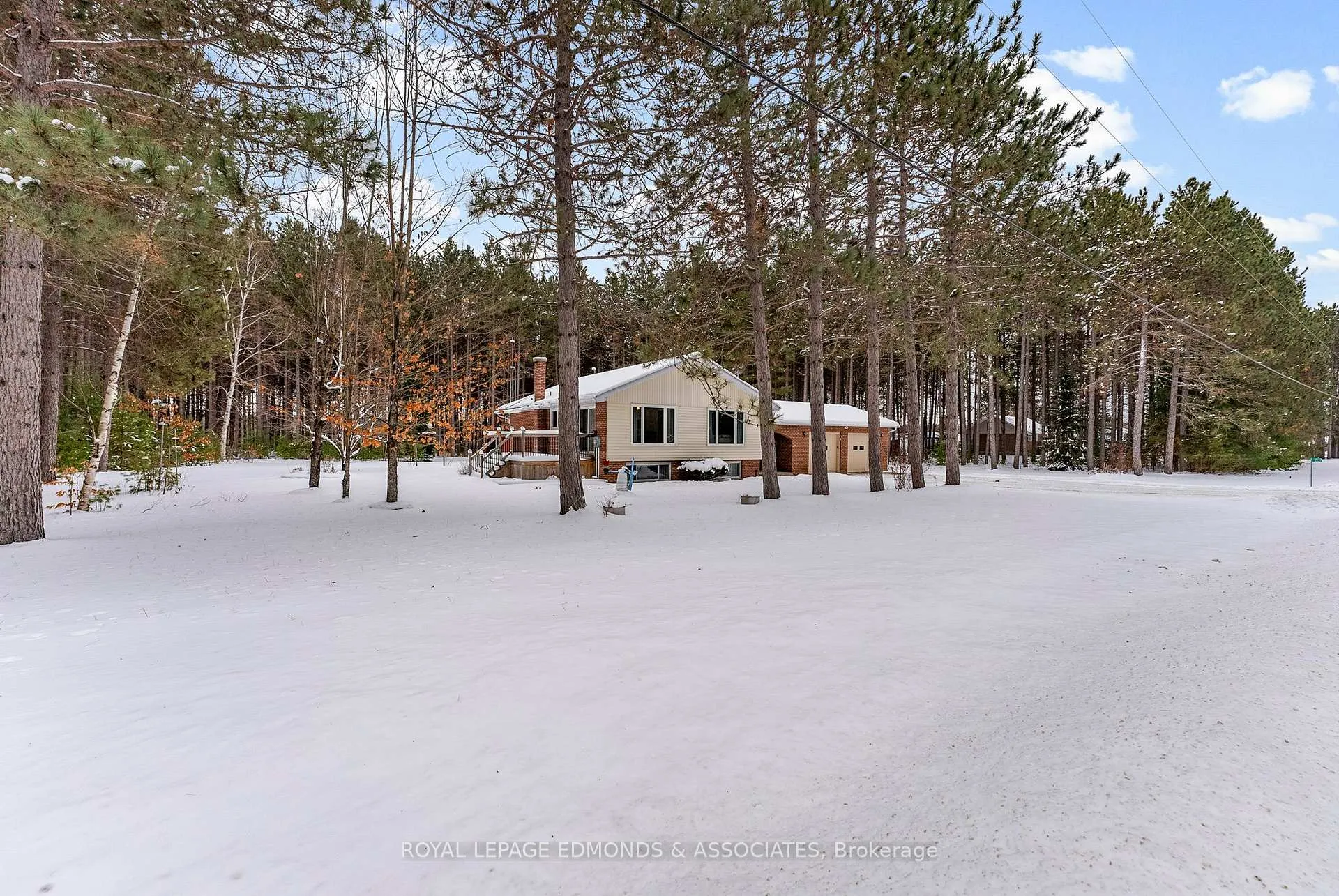 Photo 39 of 1137 Locksley Road, Laurentian Valley — HOMEH