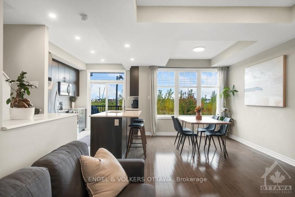 Photo 20 of 647 Trigoria Crescent, Ottawa, Avalon West — HOMEH