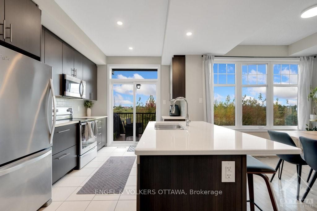 Photo 27 of 647 Trigoria Crescent, Ottawa, Avalon West — HOMEH
