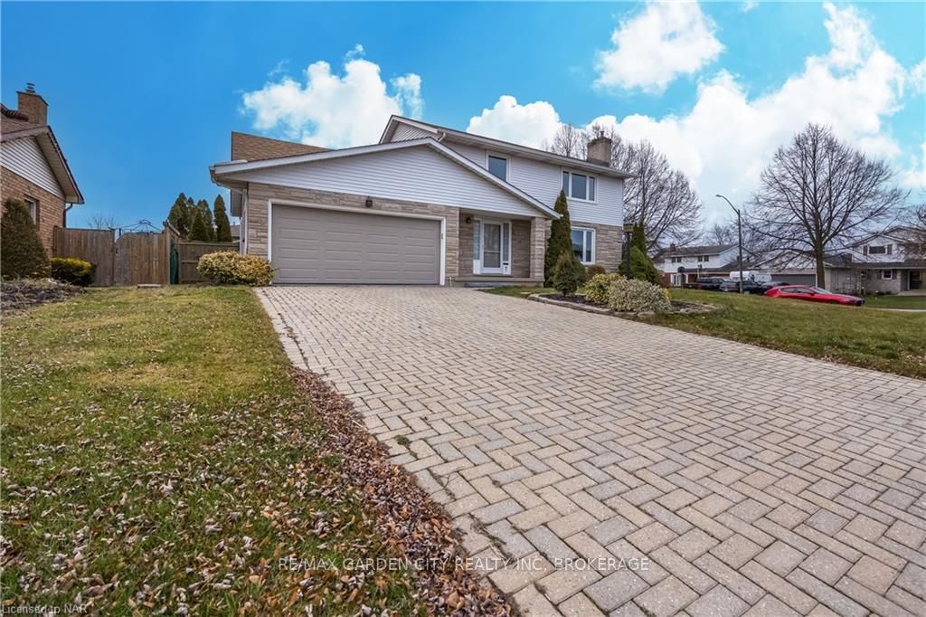 Photo 2 of 7 Dobbie Road, Thorold, Confederation Heights — HOMEH