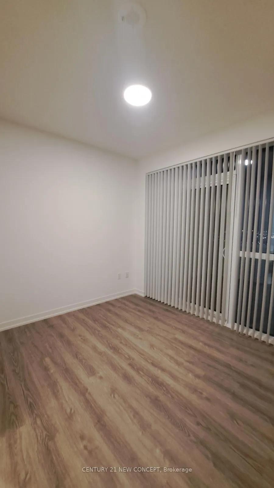 Photo 9 of Unit 1806, 8 Interchange Way, Vaughan, Vaughan Corporate Centre — HOMEH