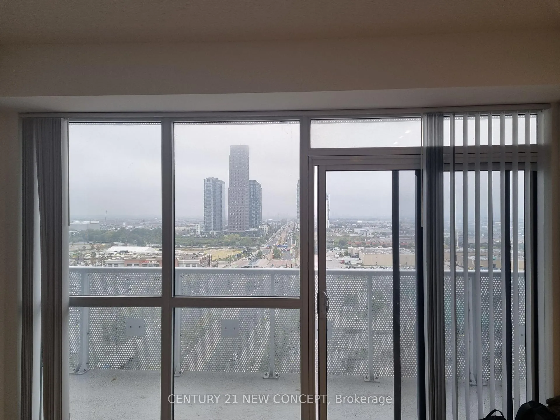 Photo 20 of Unit 1806, 8 Interchange Way, Vaughan, Vaughan Corporate Centre — HOMEH