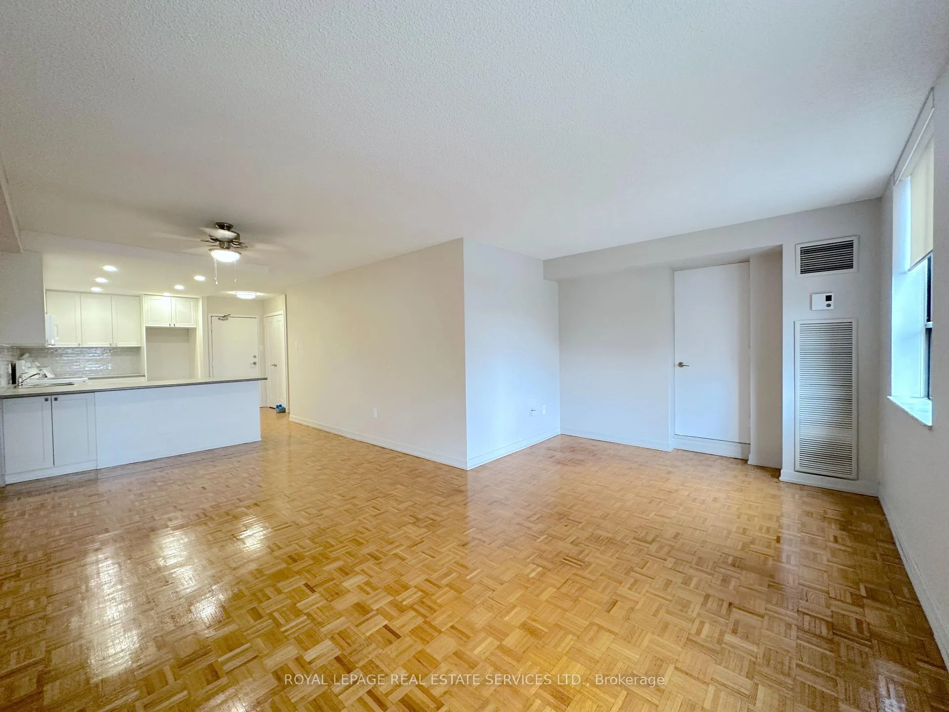Photo 2 of Unit 807, 190 Clark Boulevard, Brampton, Queen Street Corridor — HOMEH