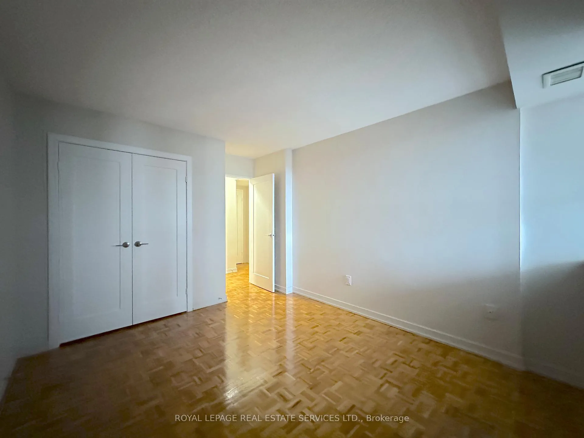 Photo 5 of Unit 807, 190 Clark Boulevard, Brampton, Queen Street Corridor — HOMEH