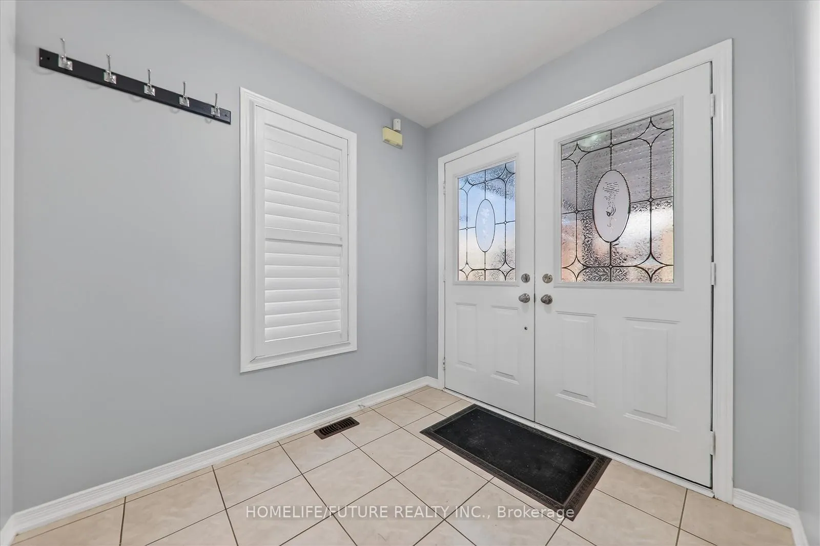 Photo 6 of 29 Riverplace Crescent, Brampton, Bram East — HOMEH