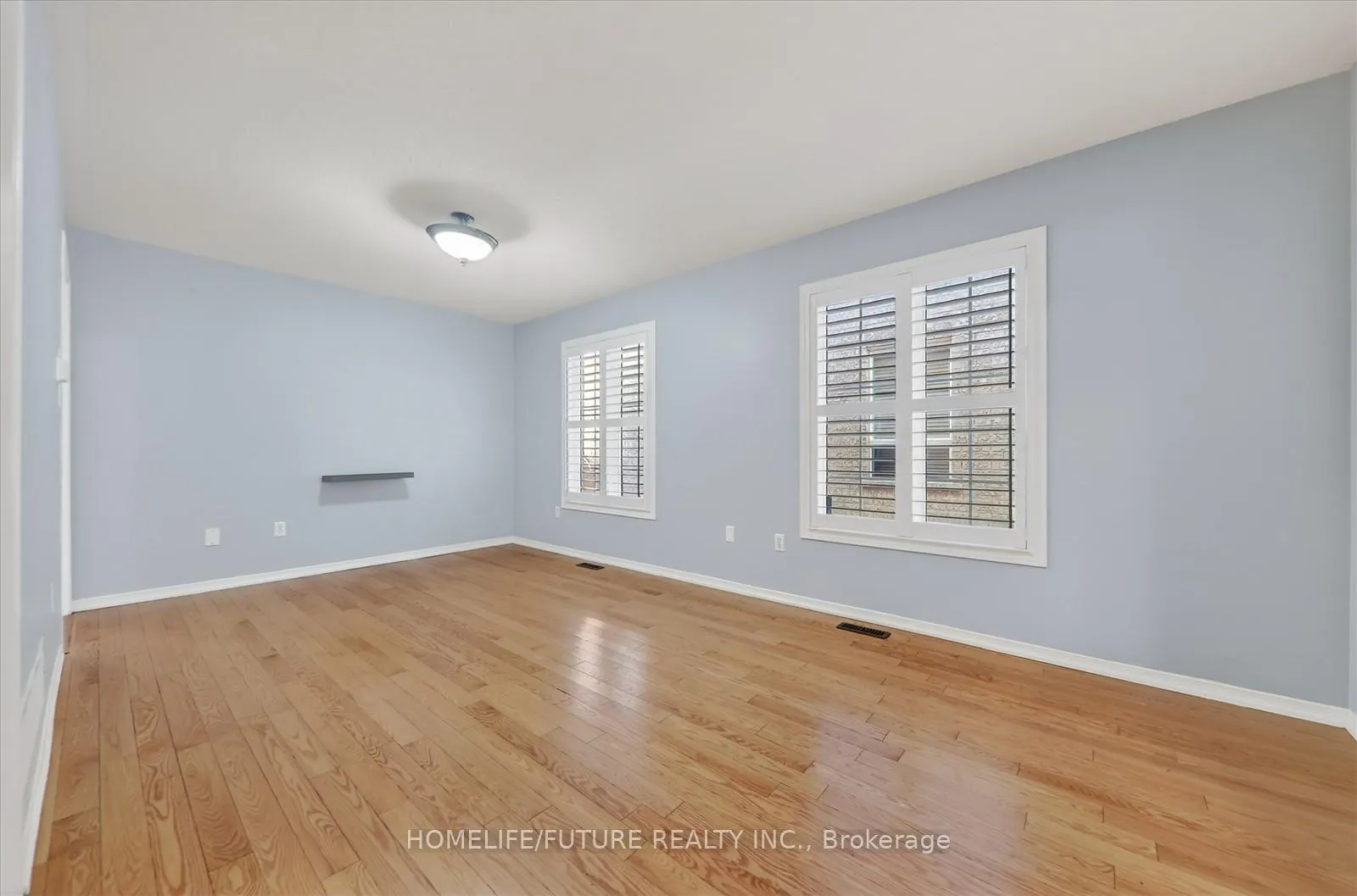 Photo 8 of 29 Riverplace Crescent, Brampton, Bram East — HOMEH
