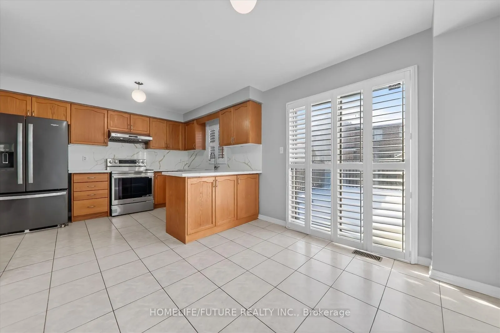 Photo 15 of 29 Riverplace Crescent, Brampton, Bram East — HOMEH