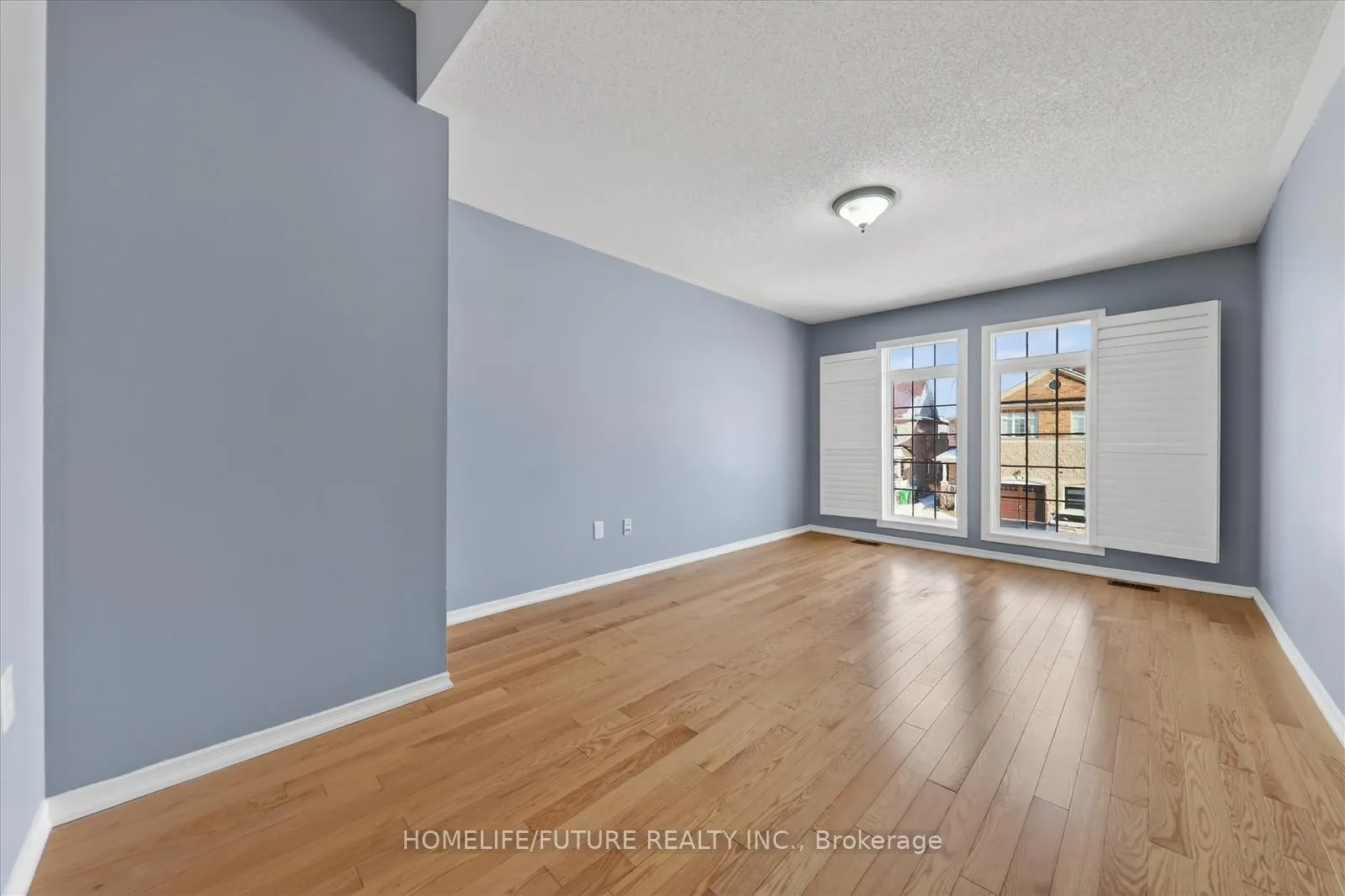 Photo 19 of 29 Riverplace Crescent, Brampton, Bram East — HOMEH