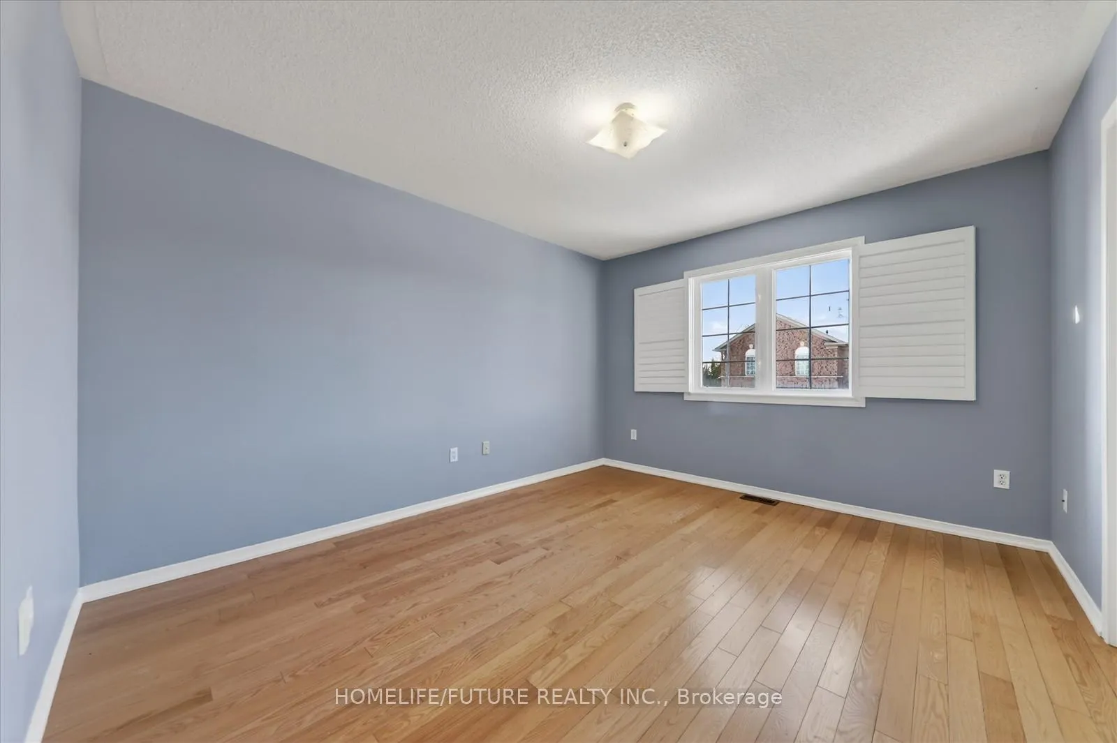 Photo 21 of 29 Riverplace Crescent, Brampton, Bram East — HOMEH