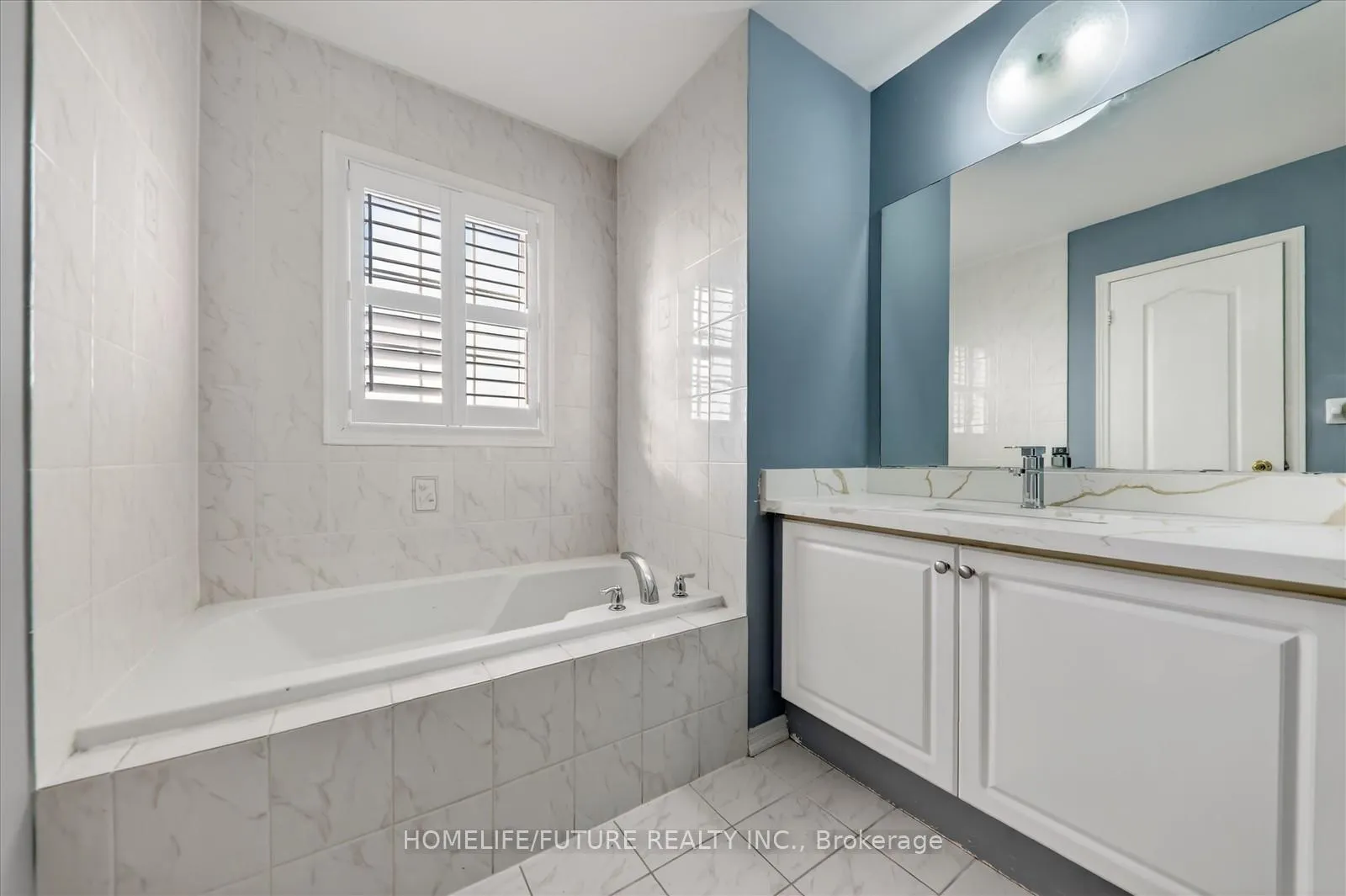 Photo 24 of 29 Riverplace Crescent, Brampton, Bram East — HOMEH