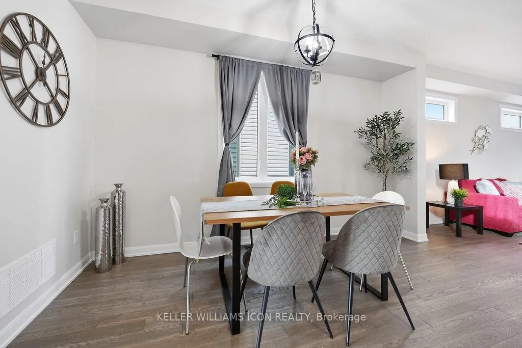 Photo 10 of 808 Cappamore Drive, Ottawa, Barrhaven - Half Moon Bay — HOMEH