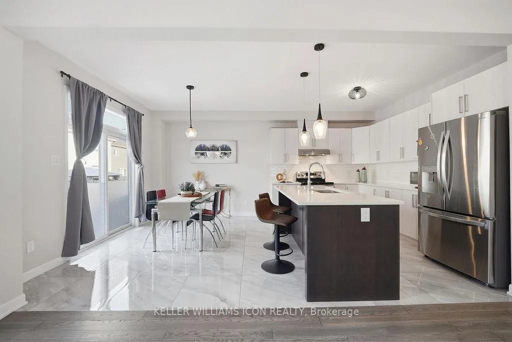 Photo 18 of 808 Cappamore Drive, Ottawa, Barrhaven - Half Moon Bay — HOMEH
