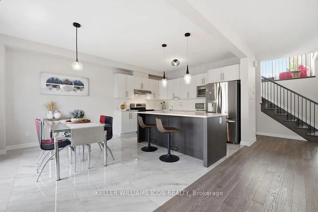 Photo 19 of 808 Cappamore Drive, Ottawa, Barrhaven - Half Moon Bay — HOMEH