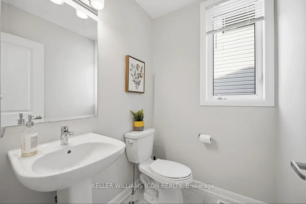 Photo 27 of 808 Cappamore Drive, Ottawa, Barrhaven - Half Moon Bay — HOMEH