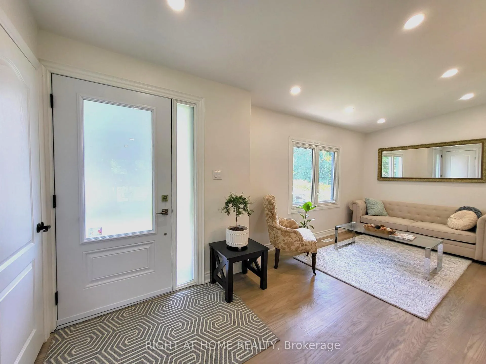 Photo 4 of 1012 Goshen Road, Innisfil, Alcona — HOMEH