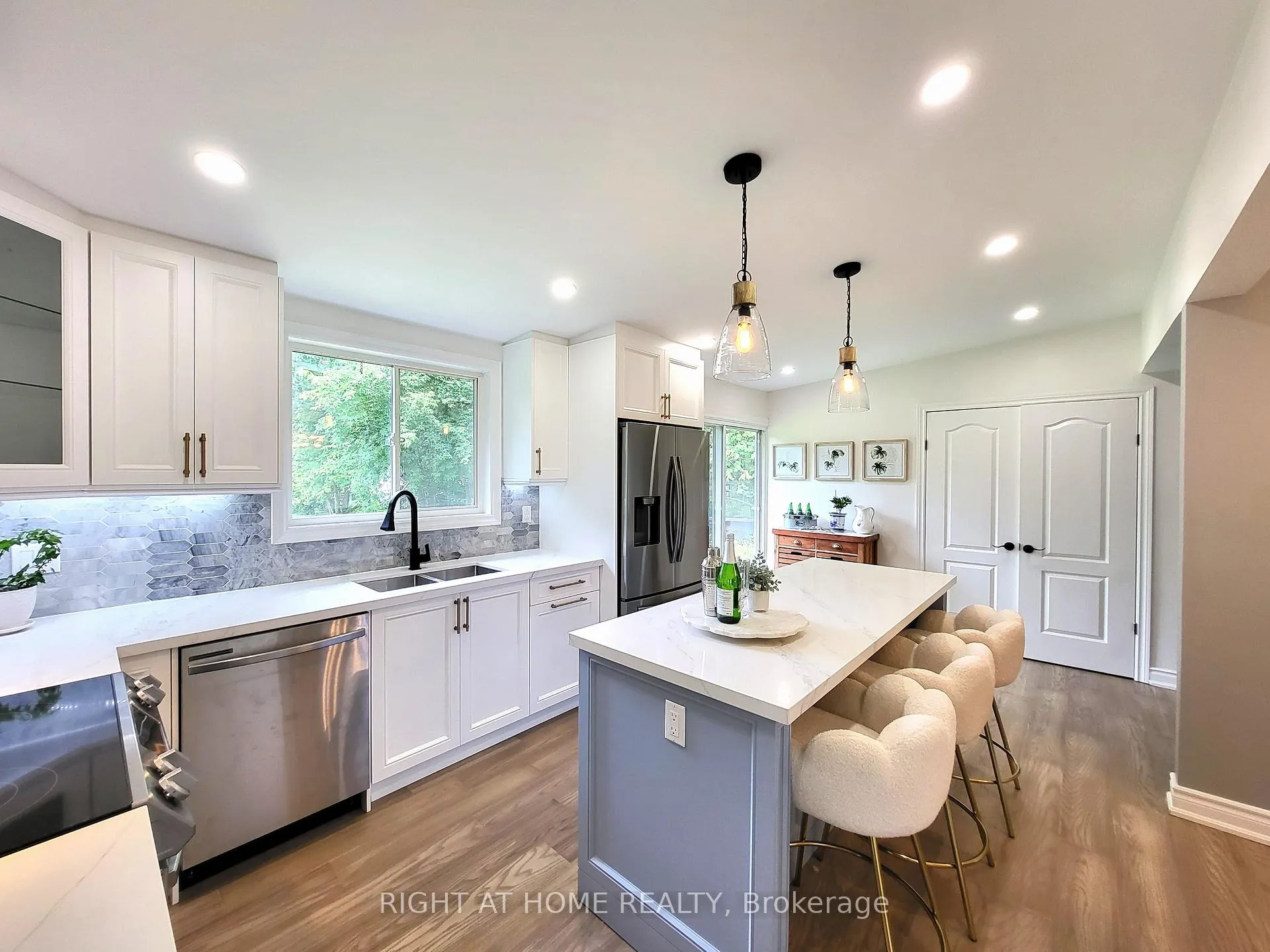 Photo 12 of 1012 Goshen Road, Innisfil, Alcona — HOMEH