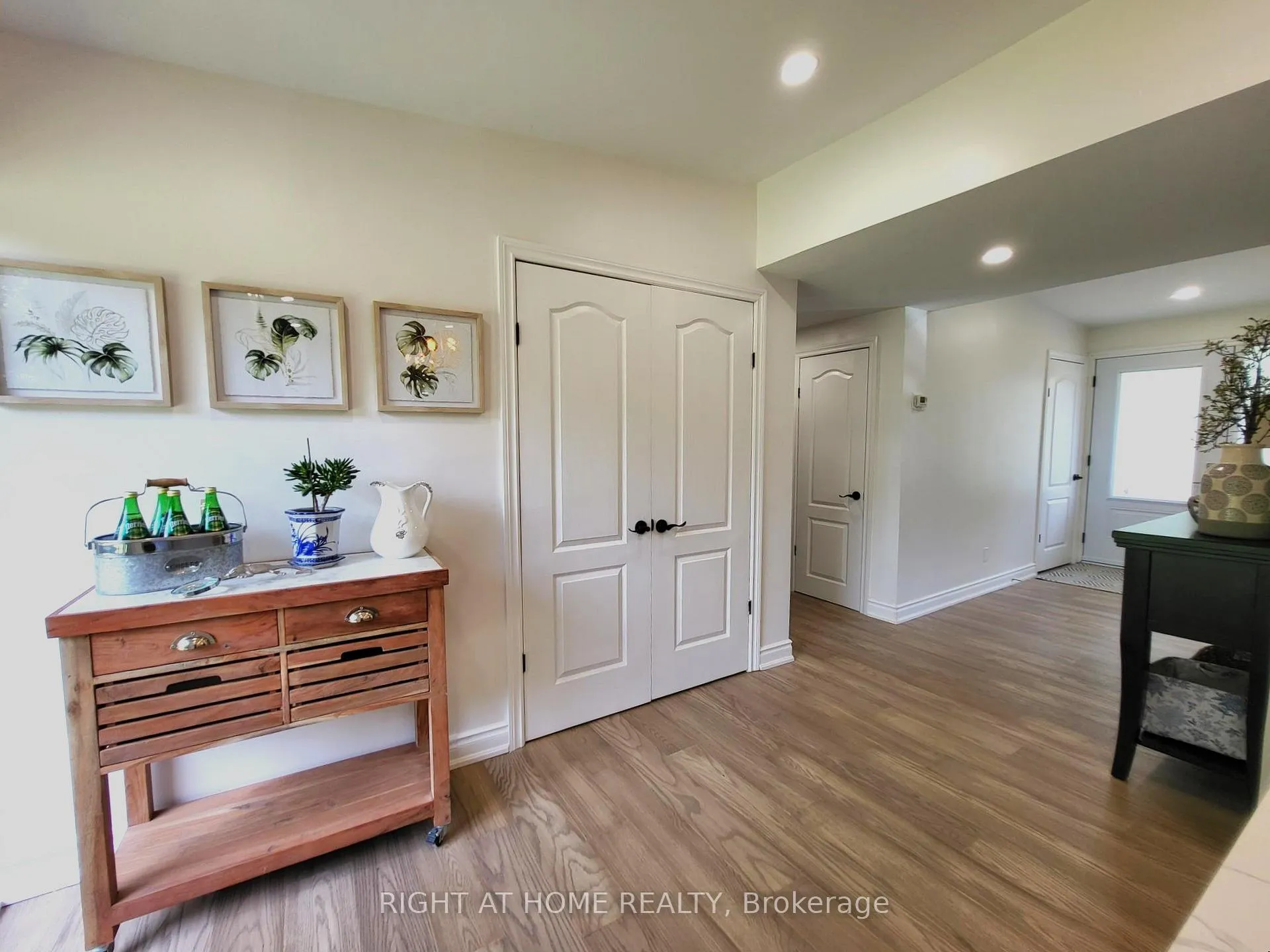 Photo 15 of 1012 Goshen Road, Innisfil, Alcona — HOMEH