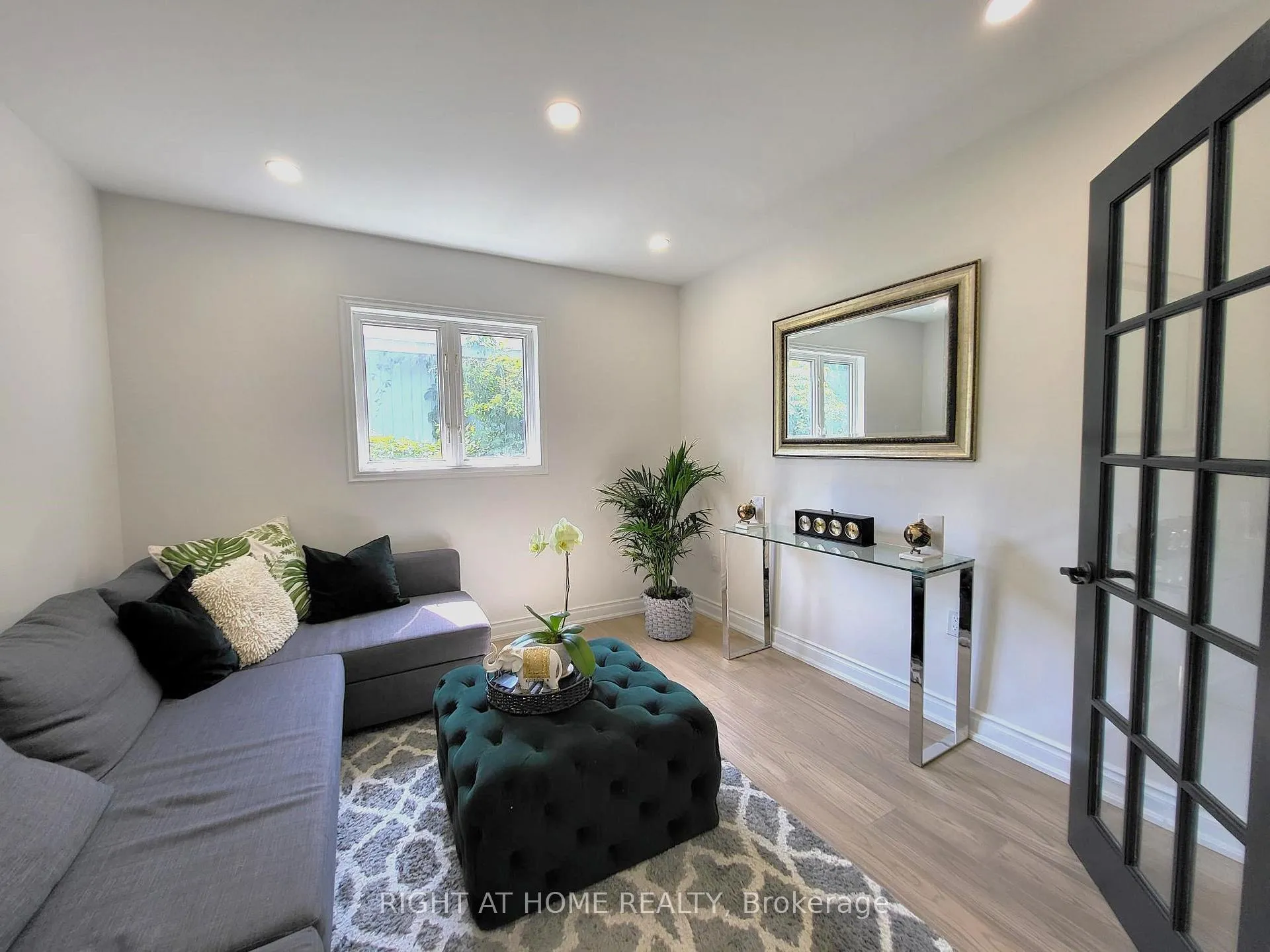 Photo 17 of 1012 Goshen Road, Innisfil, Alcona — HOMEH