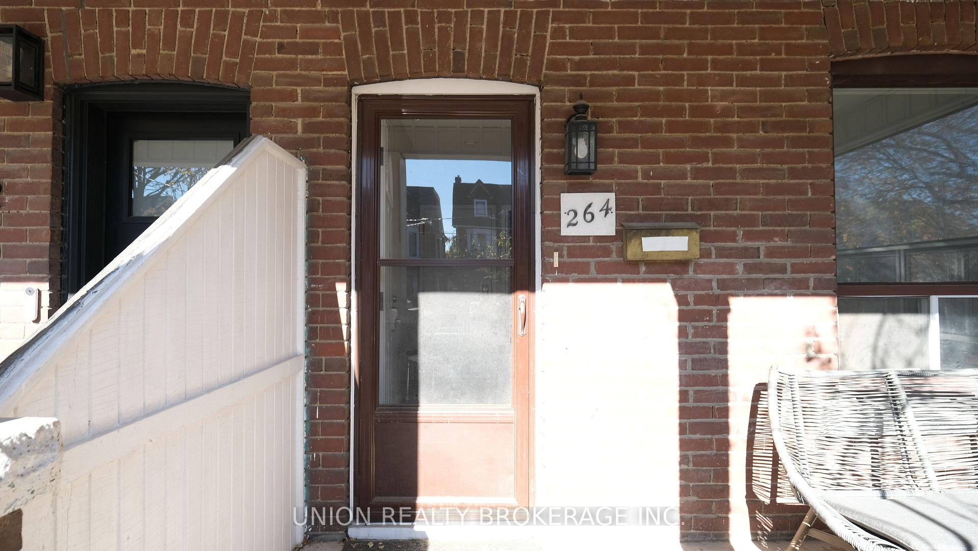 Photo 2 of Unit #Main, 264 Strathmore Boulevard, Toronto, Danforth — HOMEH