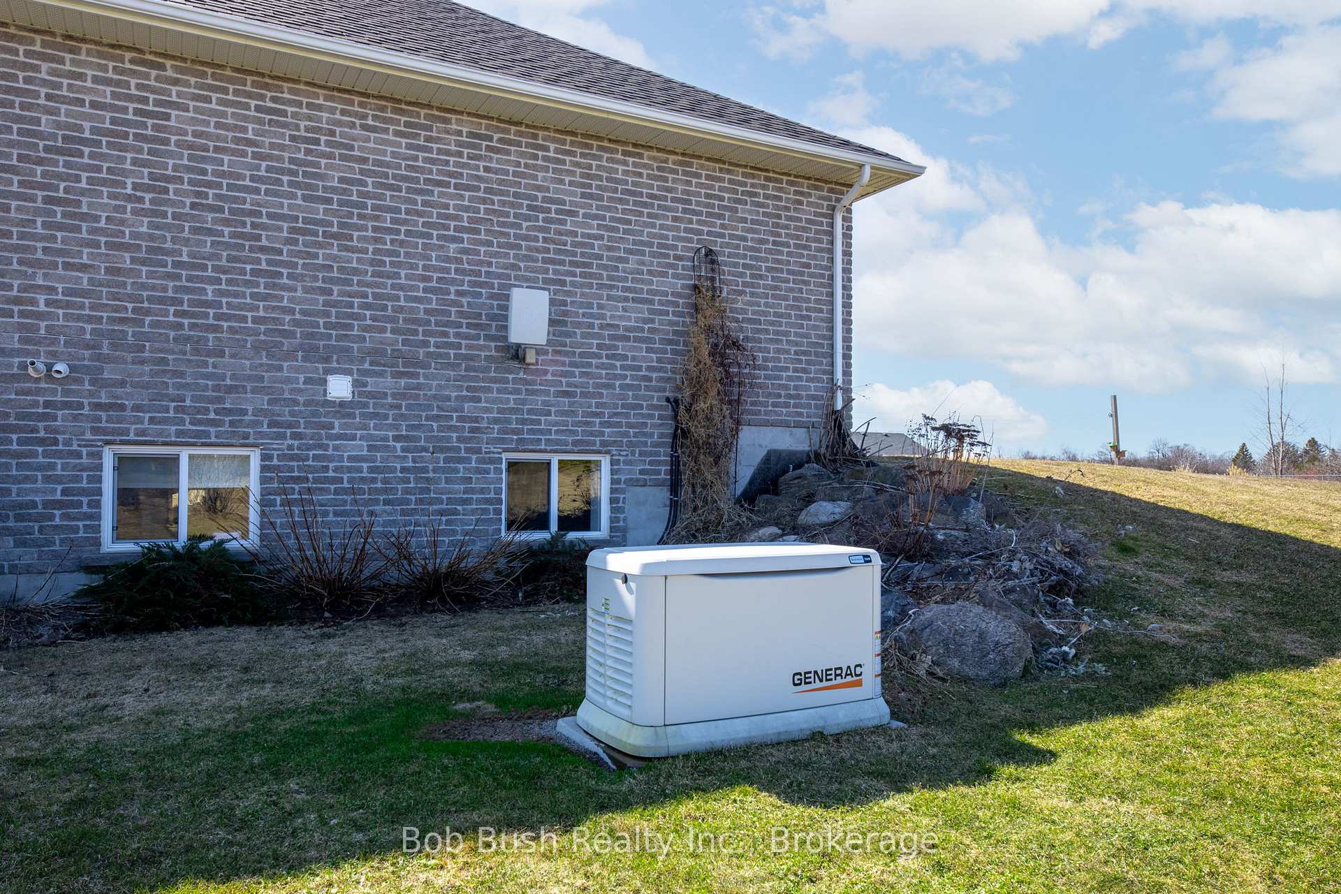 Photo 34 of 38 Asselin Drive, Tiny, Rural Tiny — HOMEH