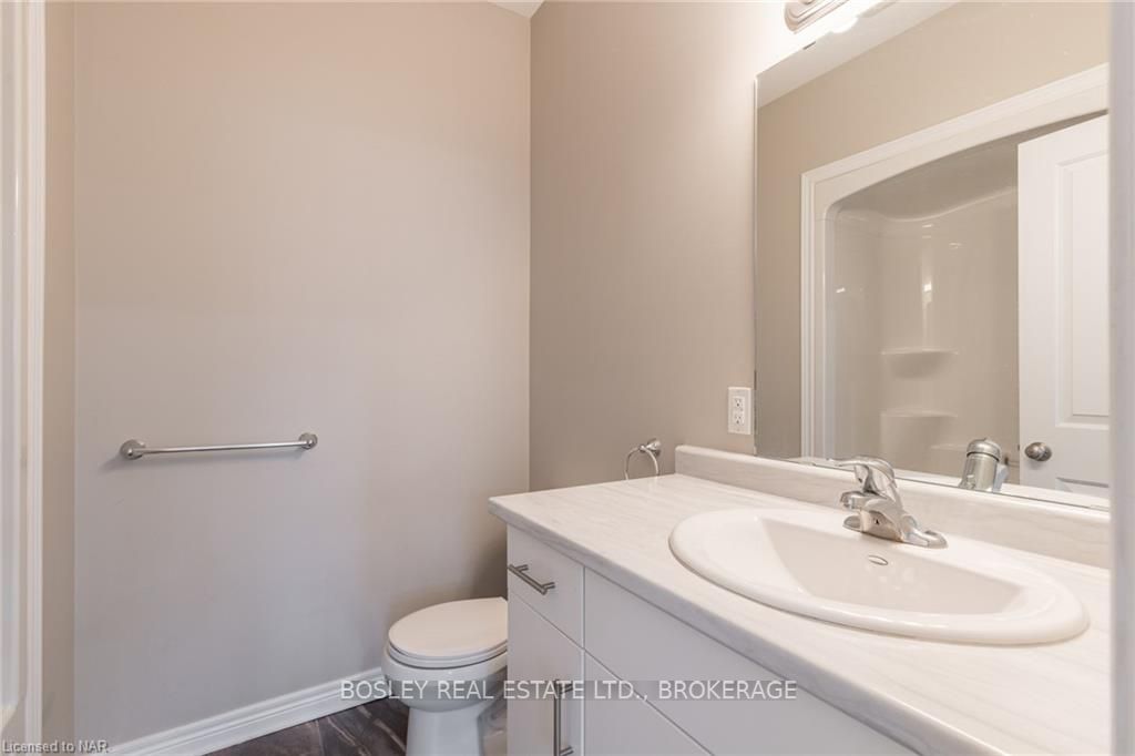 Photo 14 of 4 Ivy Crescent, Thorold, Confederation Heights — HOMEH