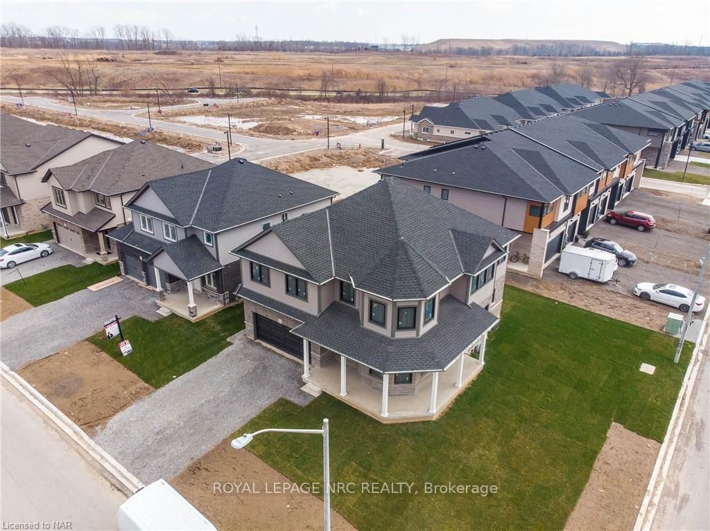 Photo 15 of 1 Alicia Crescent, Thorold, Hurricane/Merrittville — HOMEH