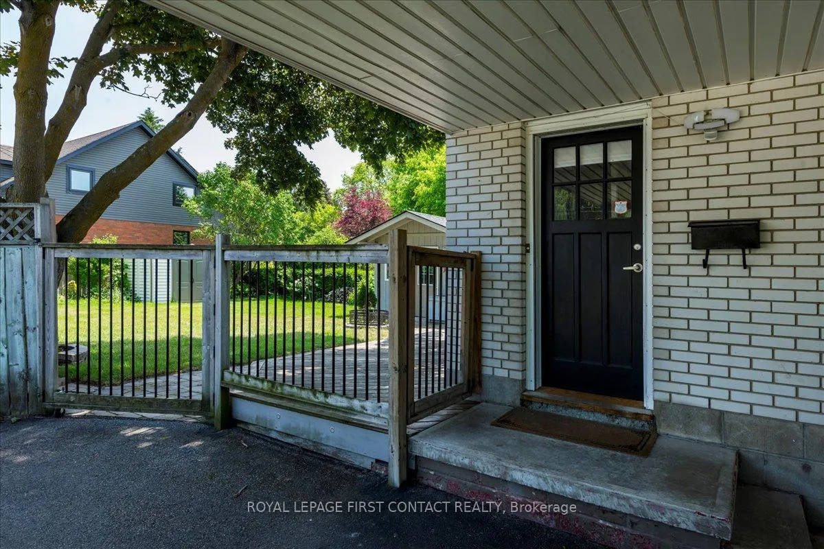 Photo 18 of 591 Oak Street, Collingwood — HOMEH
