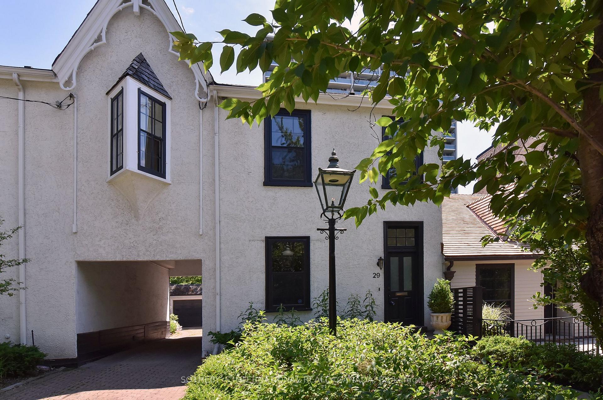Photo 1 of 29 Lowther Avenue, Toronto, The Annex — HOMEH