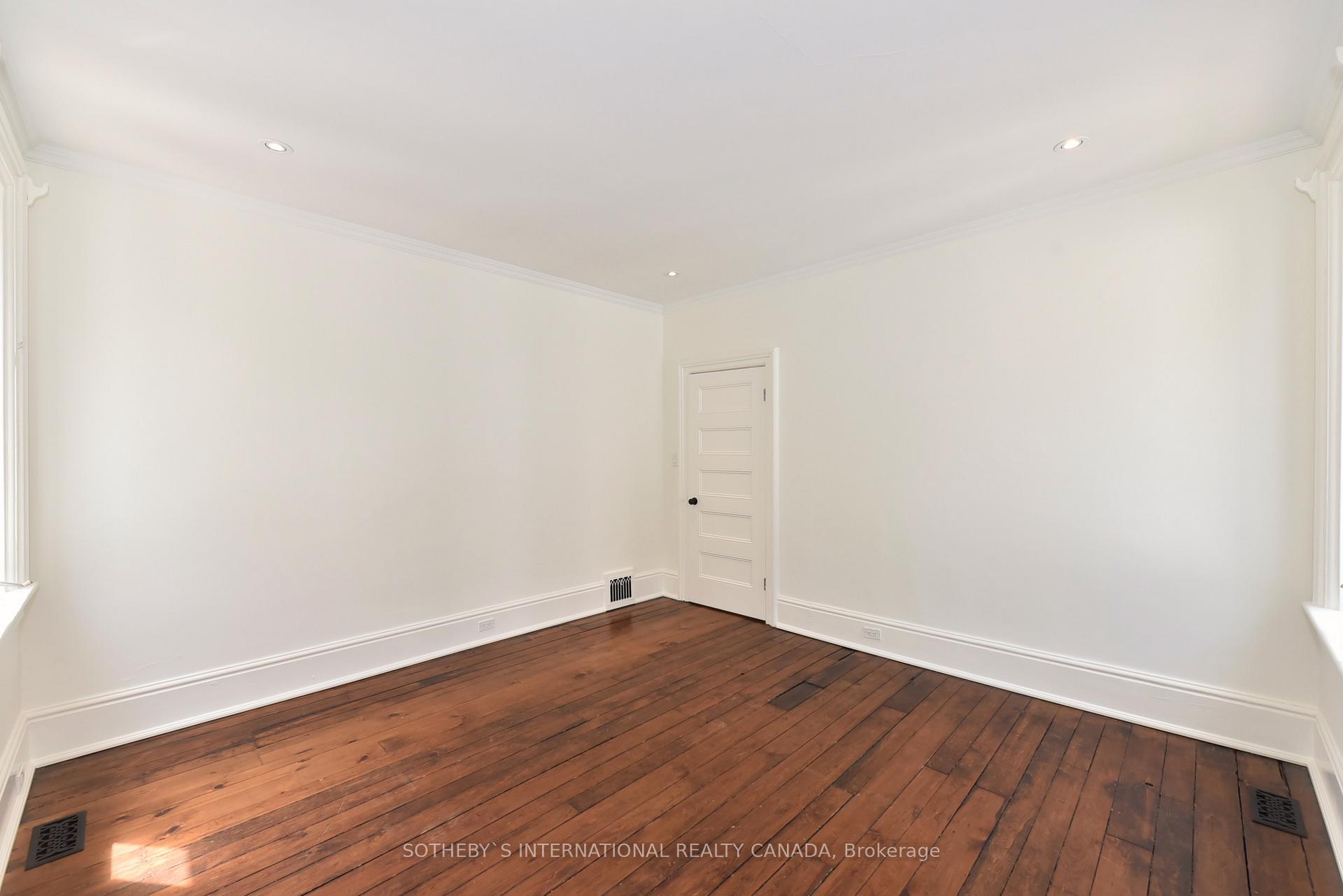 Photo 18 of 29 Lowther Avenue, Toronto, The Annex — HOMEH