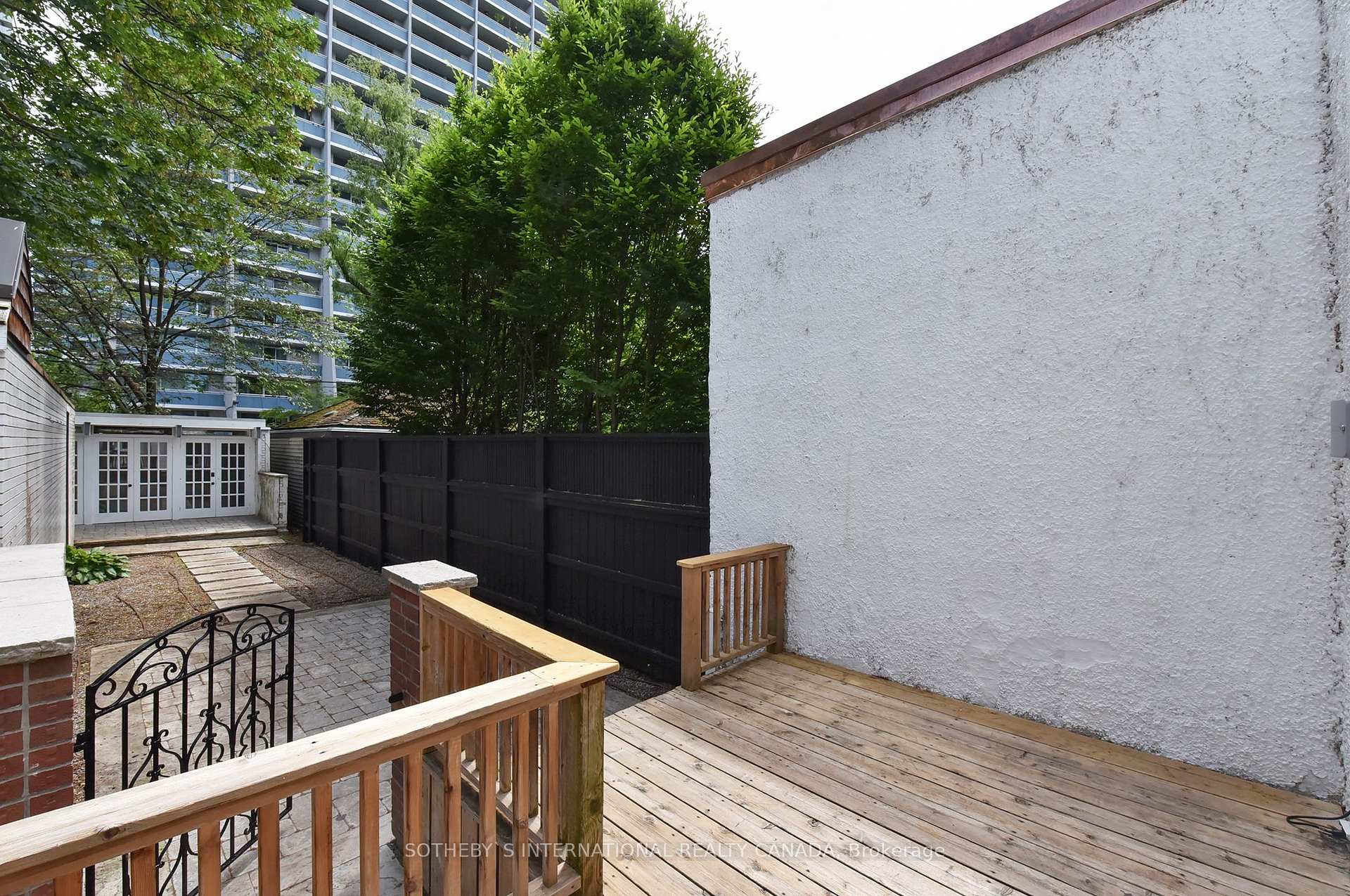 Photo 31 of 29 Lowther Avenue, Toronto, The Annex — HOMEH