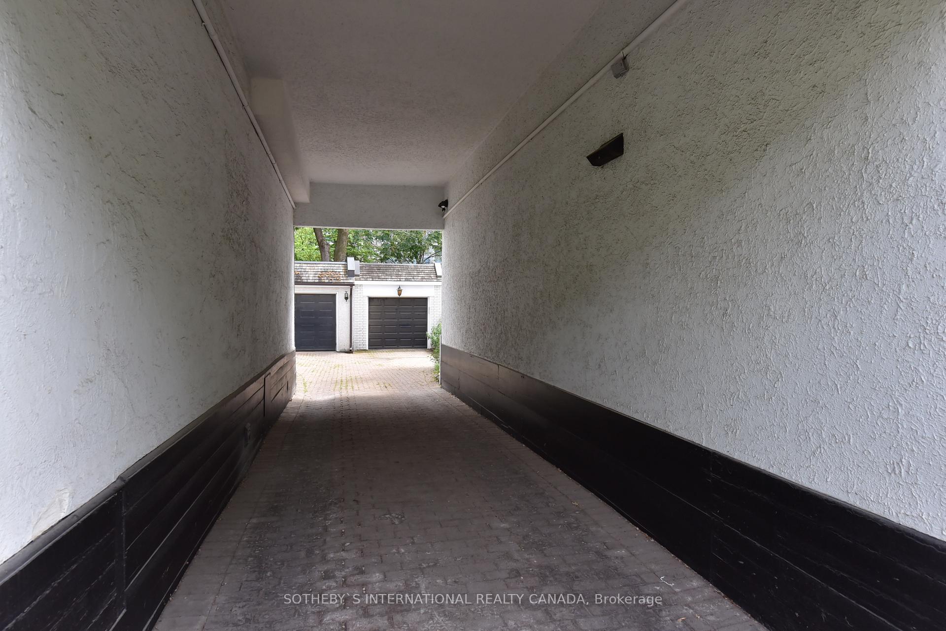 Photo 37 of 29 Lowther Avenue, Toronto, The Annex — HOMEH