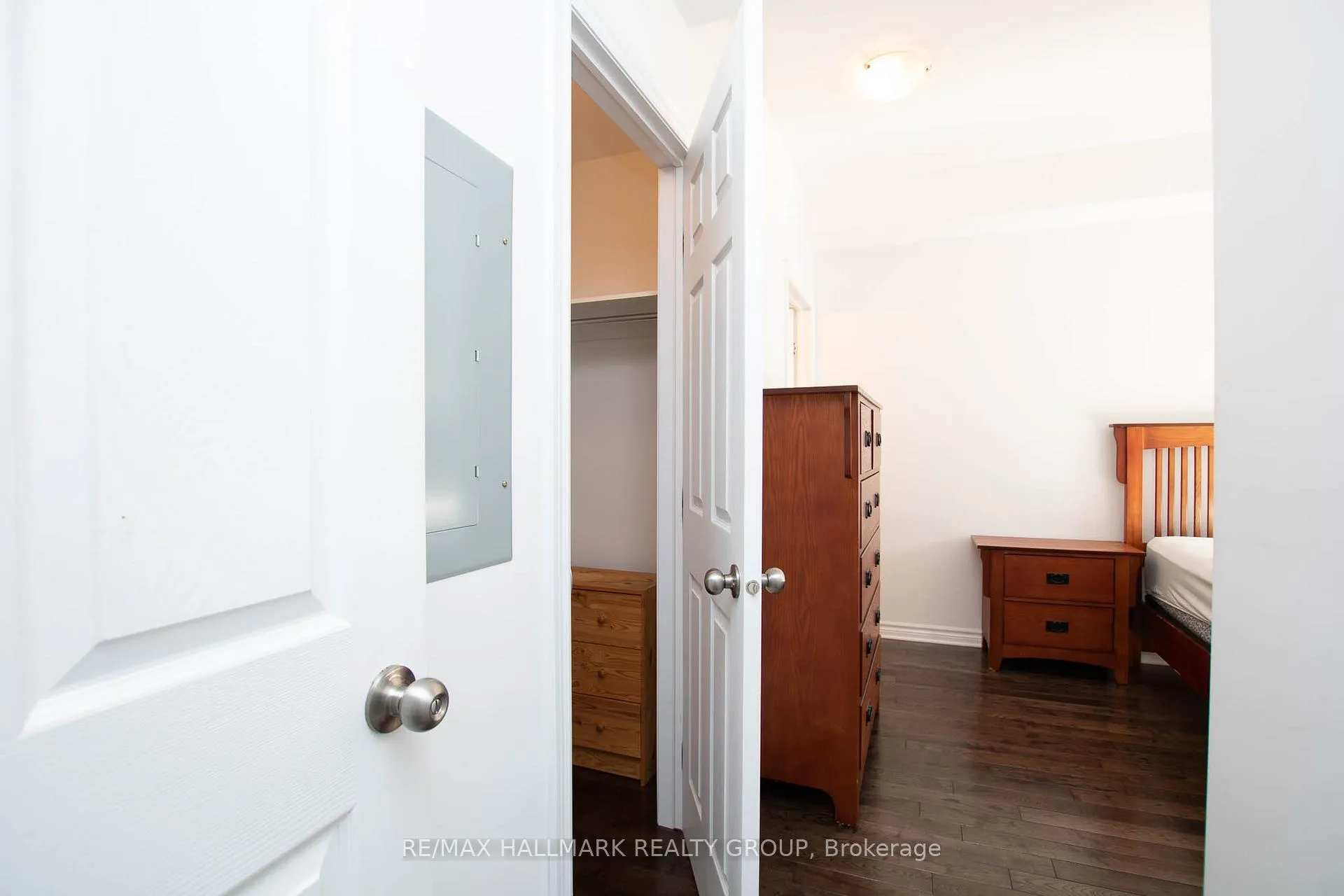 Photo 21 of Unit H, 314 Everest Private, Ottawa, Elmvale Acres — HOMEH