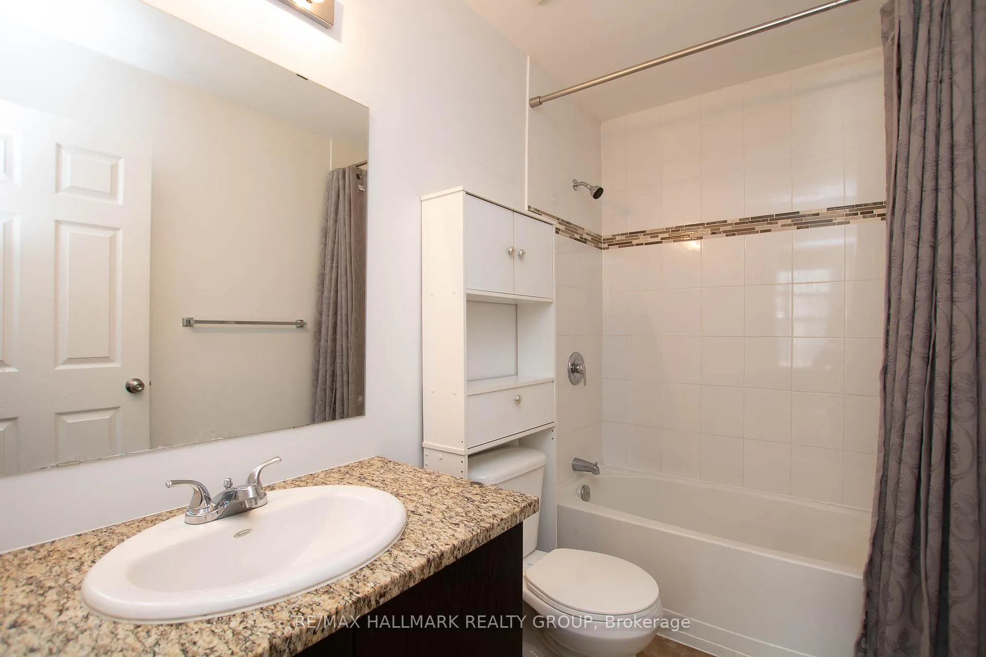 Photo 28 of Unit H, 314 Everest Private, Ottawa, Elmvale Acres — HOMEH