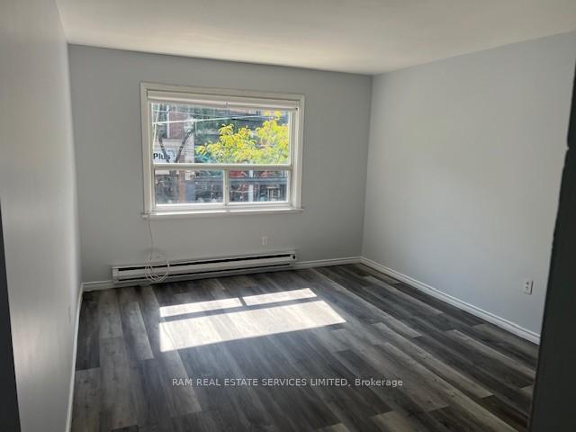 Photo 2 of Unit #1 Front, 564 Queen Street W, Toronto, Kensington-Chinatown — HOMEH