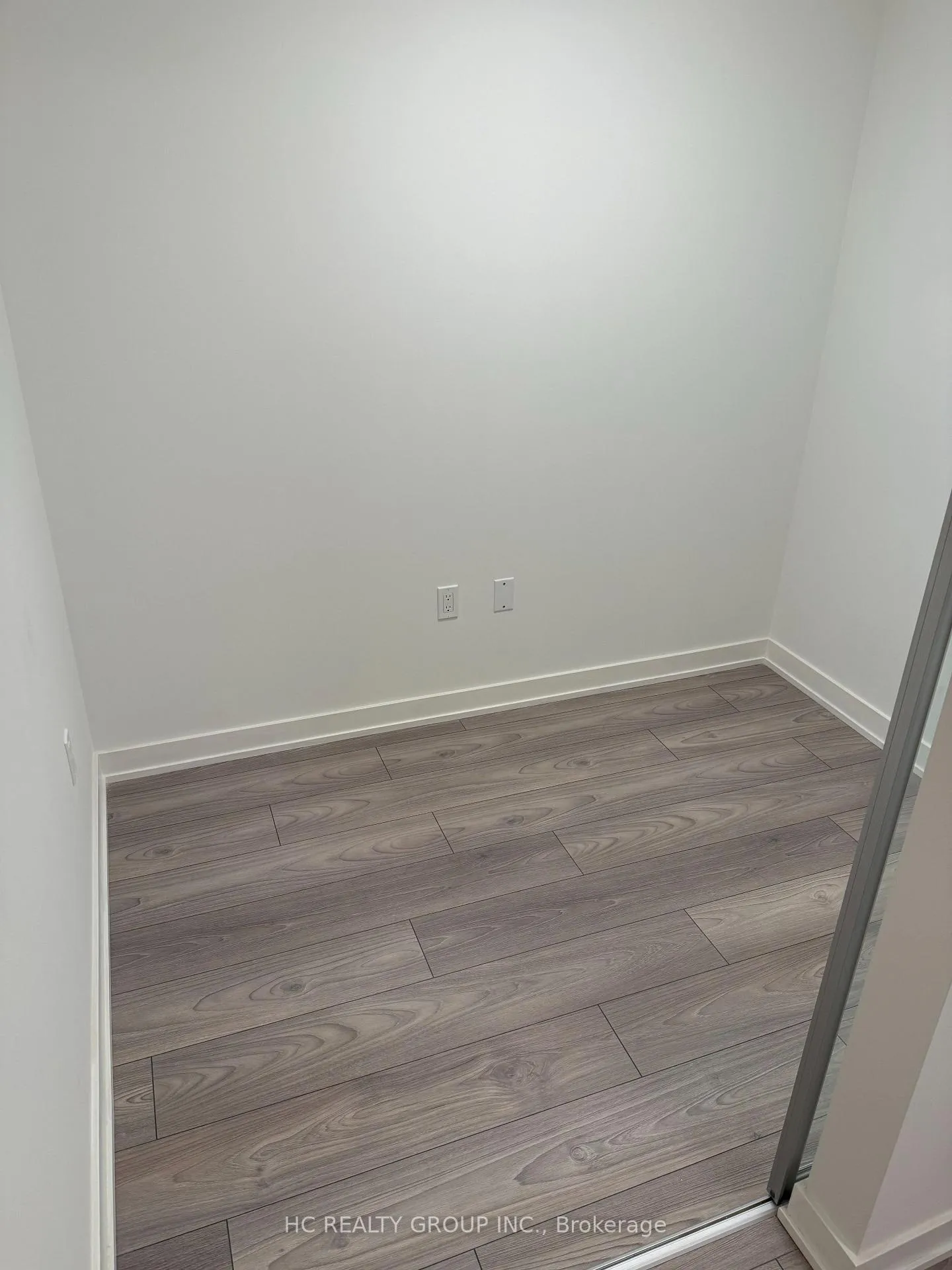 Photo 9 of Unit 305, 110 Broadway Avenue, Toronto, Mount Pleasant West — HOMEH