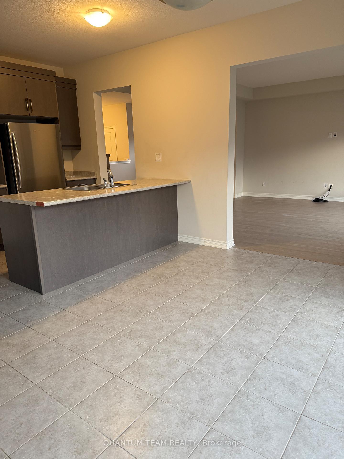 Photo 16 of Unit Upper, 27 Overholt Drive, Thorold, Hurricane/Merrittville — HOMEH