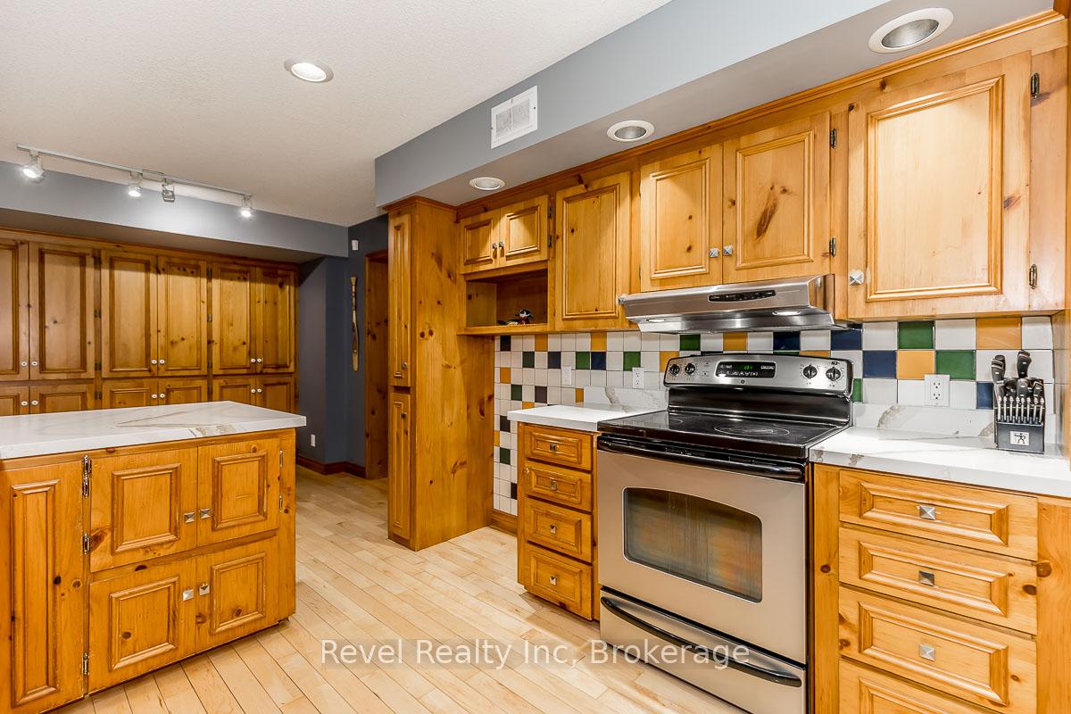 Photo 10 of 8 Willow Drive, Tiny, Rural Tiny — HOMEH