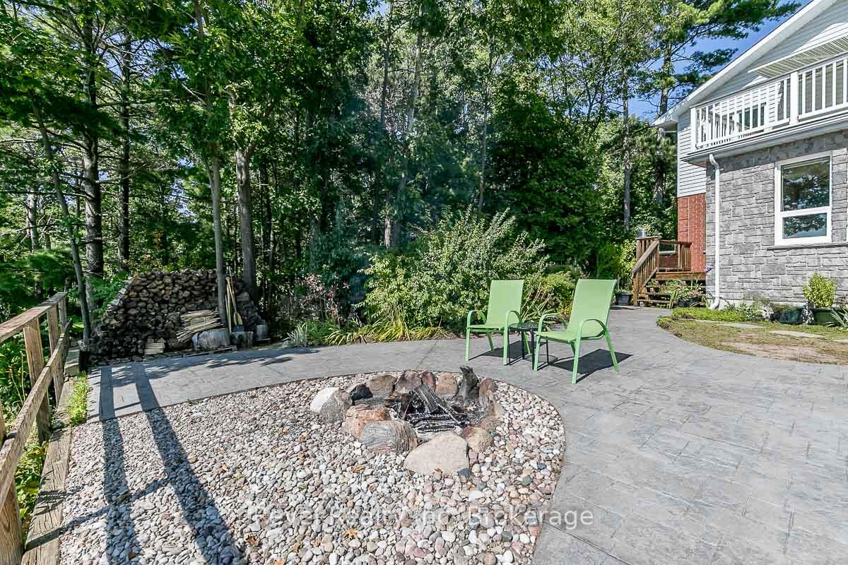 Photo 40 of 8 Willow Drive, Tiny, Rural Tiny — HOMEH